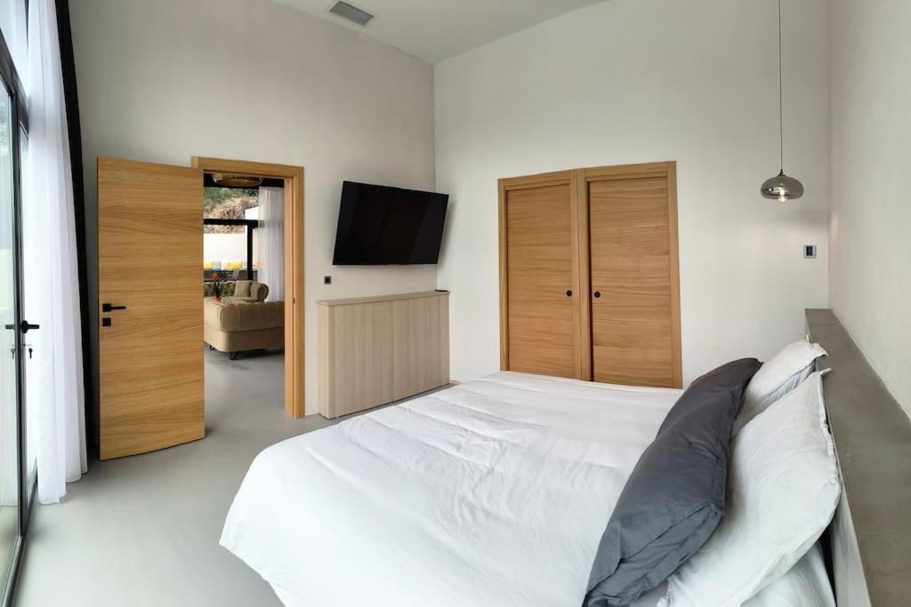 Industrial Luxury Nimes & Arles Beaucaire (Gard) Exterior foto