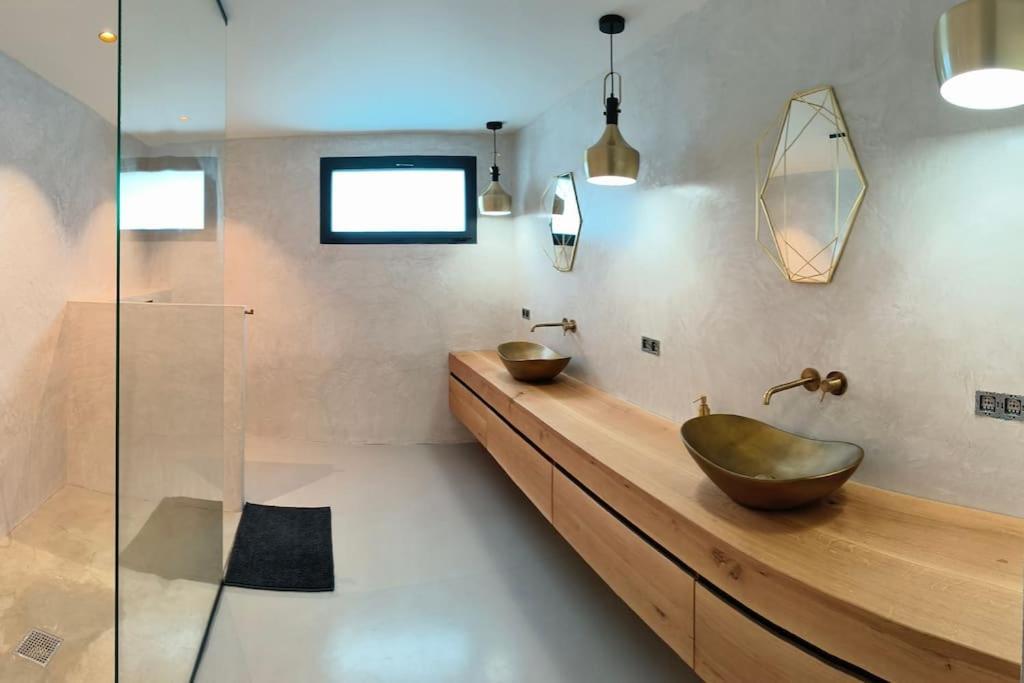 Industrial Luxury Nimes & Arles Beaucaire (Gard) Exterior foto